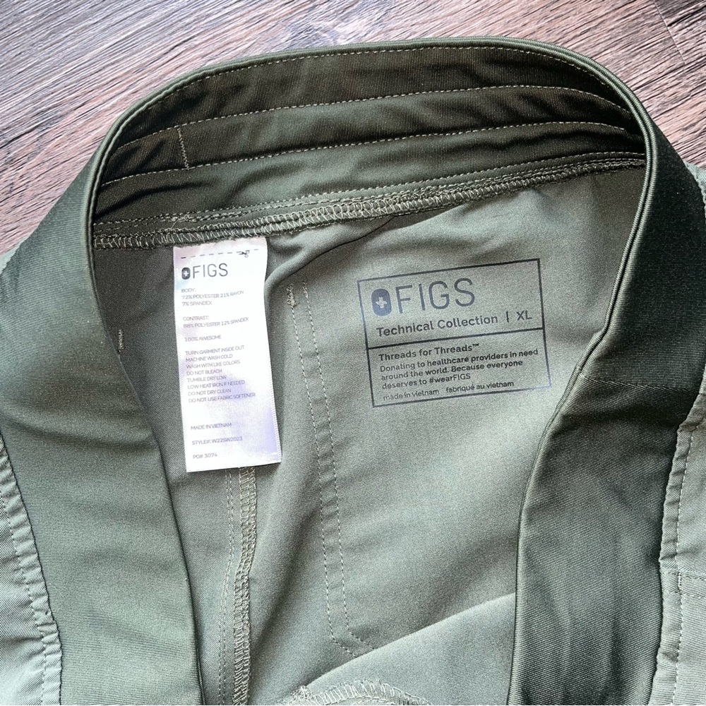 Figs Kade Cargo Moss Scrub Pants XL - Picture 4 of 5